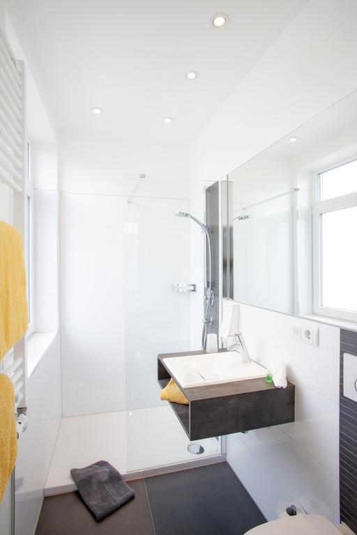 Ebner - Boutique-Hotel & Konditorei Lindau  Oda fotoğraf