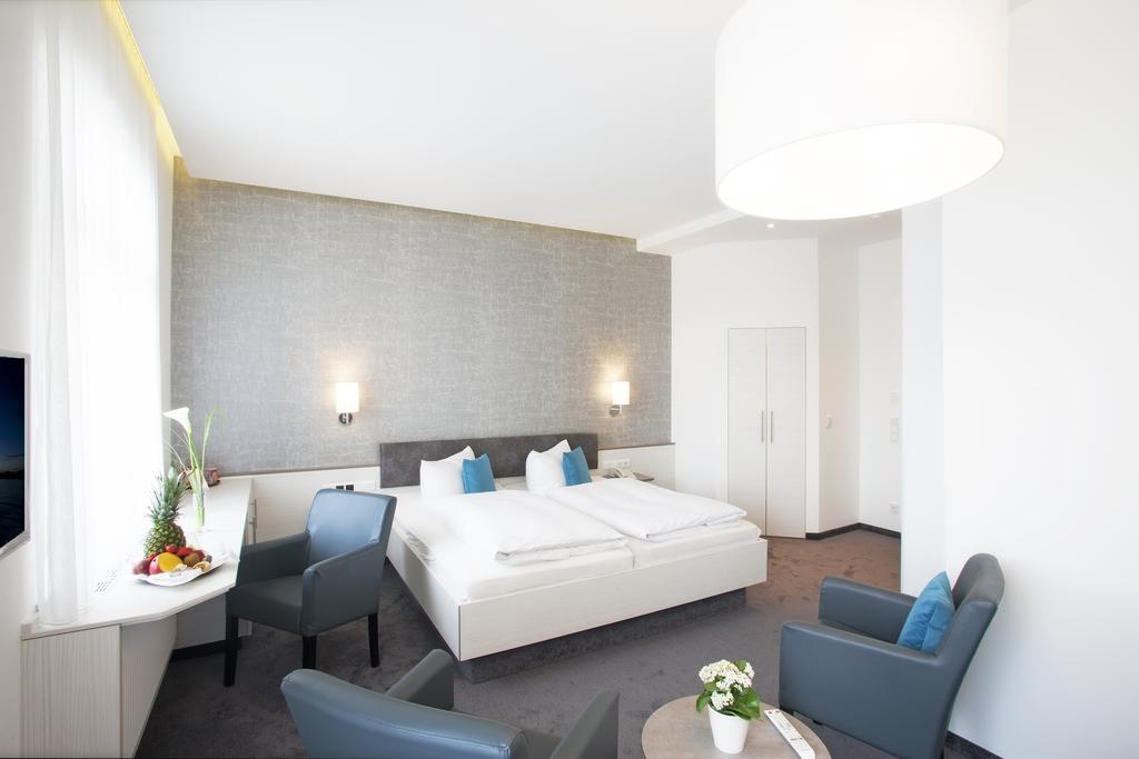 Ebner - Boutique-Hotel & Konditorei Lindau  Oda fotoğraf
