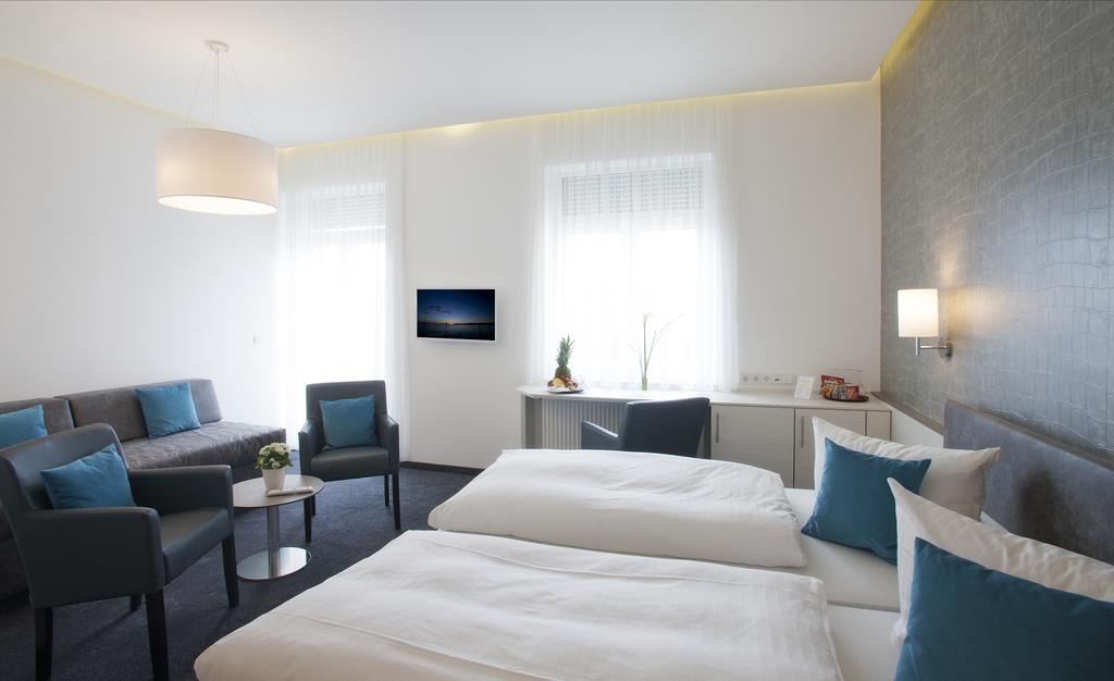 Ebner - Boutique-Hotel & Konditorei Lindau  Oda fotoğraf