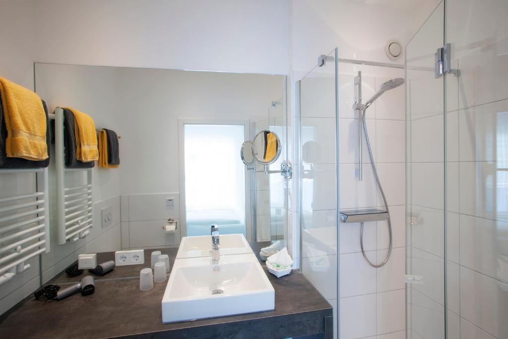 Ebner - Boutique-Hotel & Konditorei Lindau  Oda fotoğraf